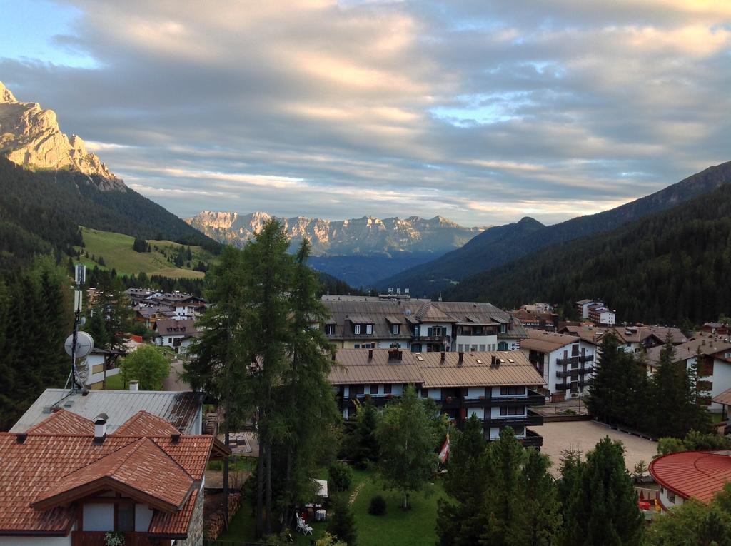 Hotel Jolanda San Martino Di Castrozza Esterno foto