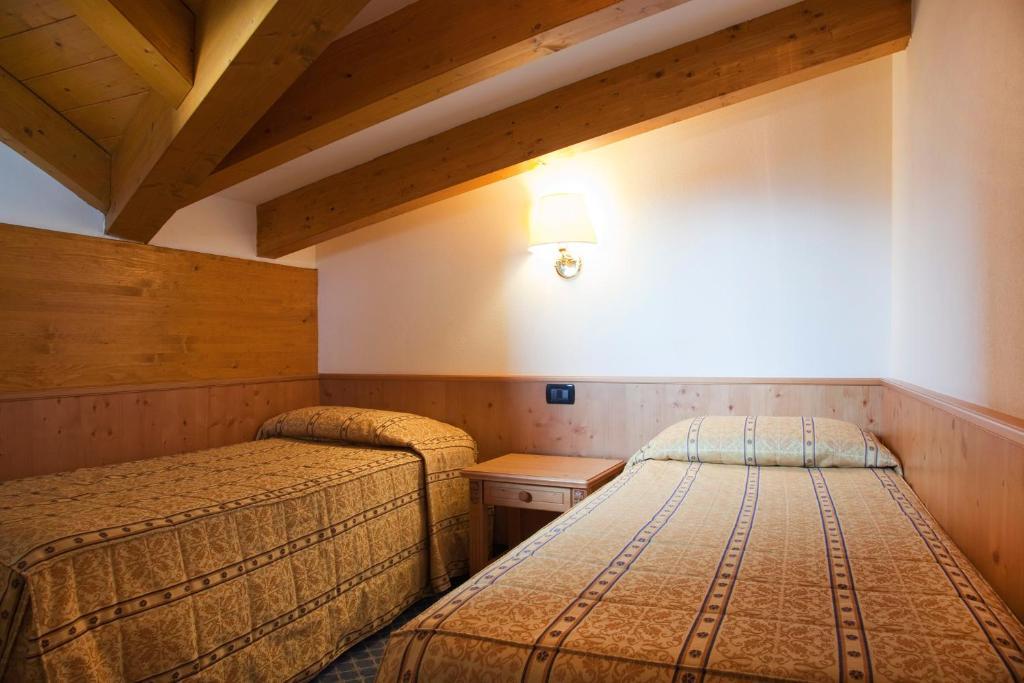Hotel Jolanda San Martino Di Castrozza Camera foto