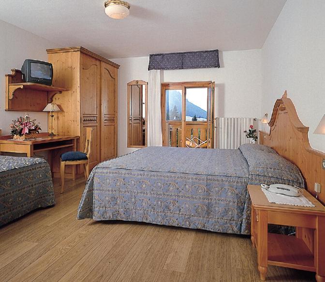 Hotel Jolanda San Martino Di Castrozza Camera foto