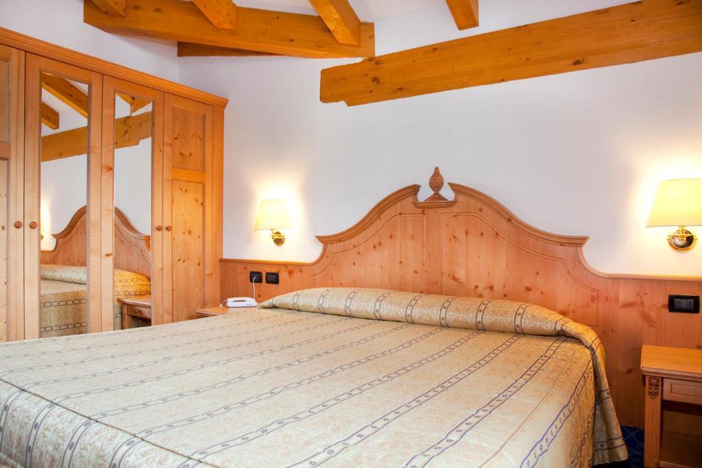 Hotel Jolanda San Martino Di Castrozza Camera foto